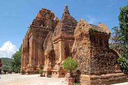 Вьетнам религия